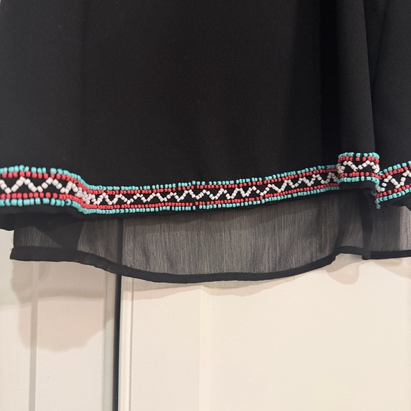 Parker Black Sleeveless Blouse with Pink Trim - Picture 2 of 3